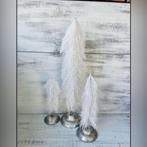 Snowbrush Pine Trees Set of 3 - Picture 7 of 10